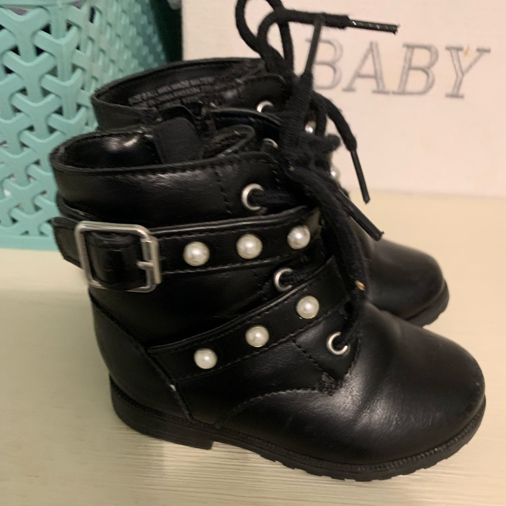 Toddler girl combat boot